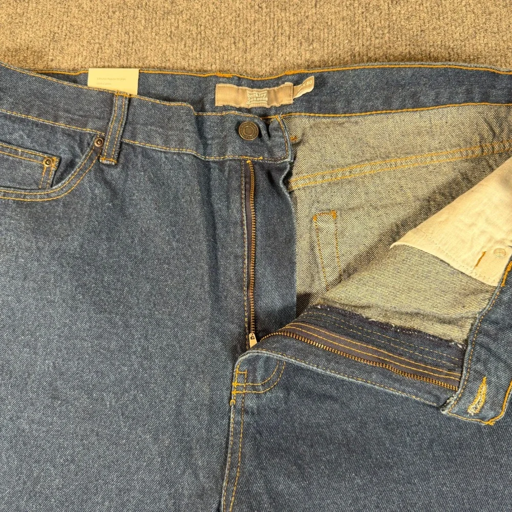 Berkley Jensen Mens Regular Fit Denim Jeans Medium Wash 40x30 Cotton NWT 3452